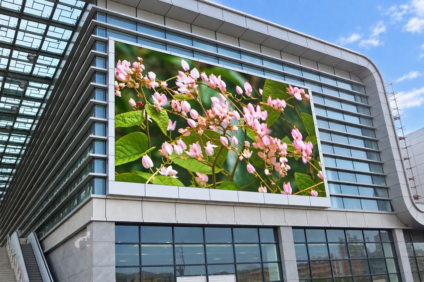 Facade Screen - Flowers