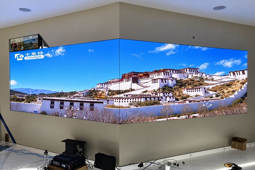 Corner Video Wall